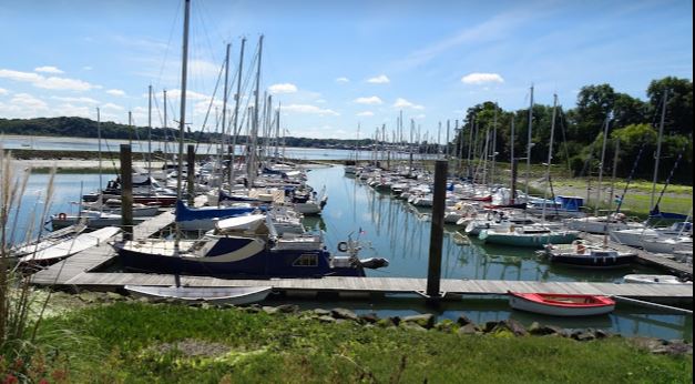 Plouer marina in 2016 - photo by Colin Le Conte